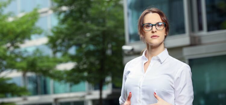 sesja-biznesowa-wizerunek-profesjonalisty-warszawa-plener