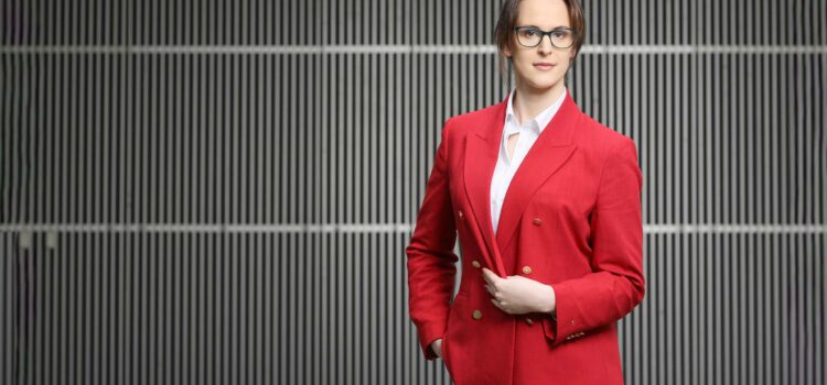 sesja-biznesowa-wizerunek-profesjonalisty-warszawa-plener